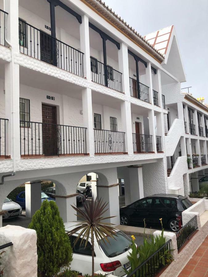 Apartament Charles White&Sweet - Ozonization Included - Ozonizacion Incluida Lägenhet Benalmádena Exteriör bild